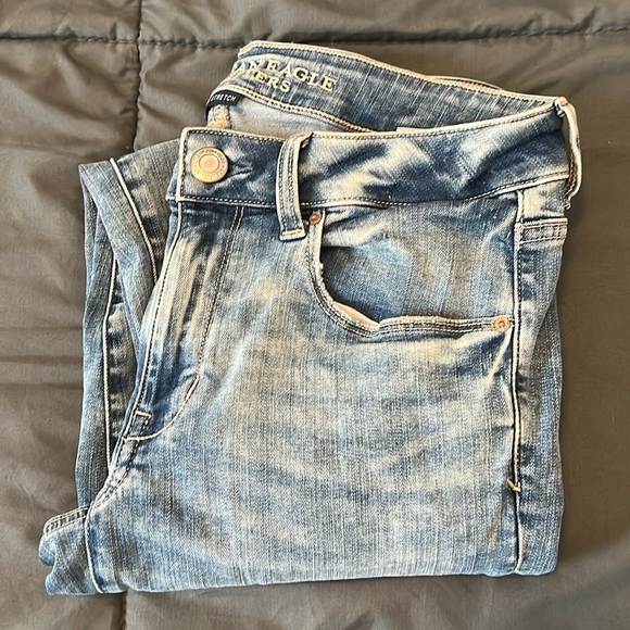 American Eagle Outfitters Denim - American Eagle Super Stretch Skinny Jean Stone Wash Size 6R